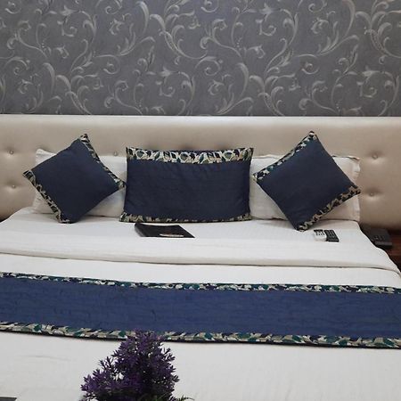Hotel Ventures Inn Amritsar Rom bilde