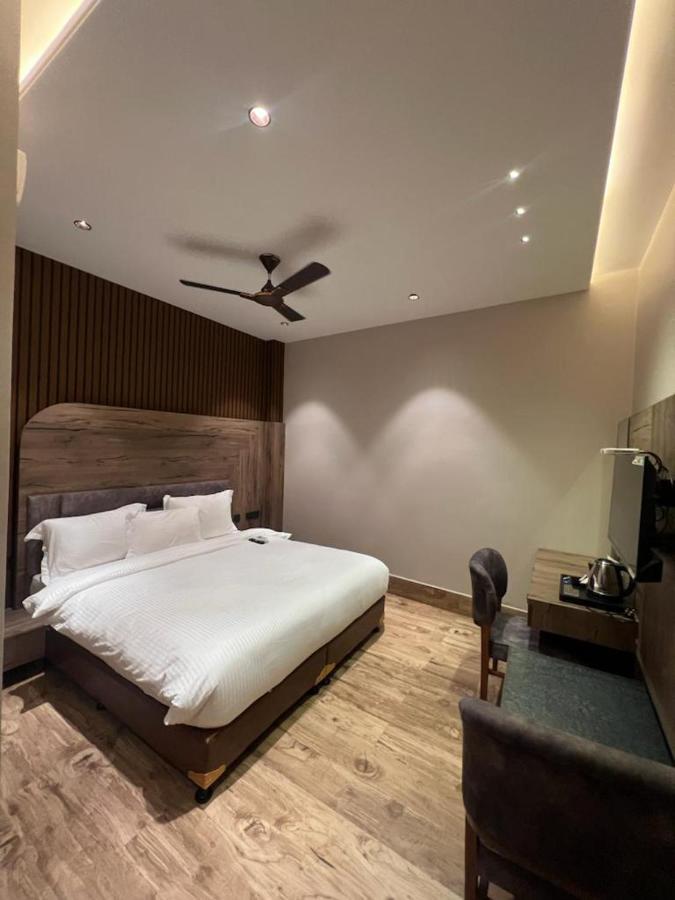 Hotel Ventures Inn Amritsar Eksteriør bilde